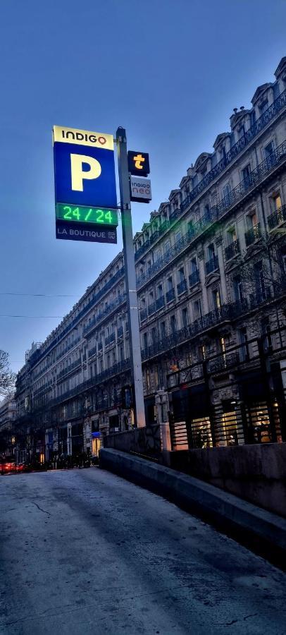 O Republique Marselha Exterior foto